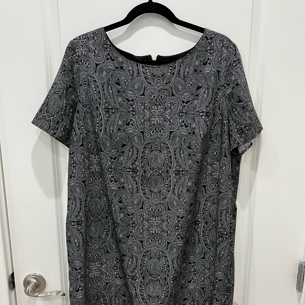 Simple Limited dress.